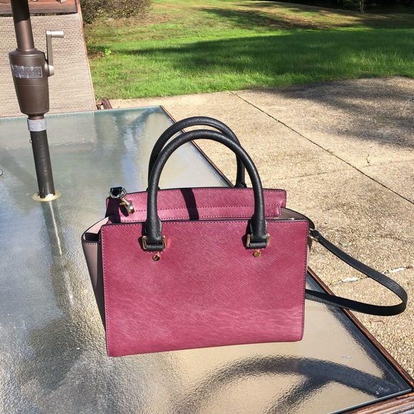 Michael Kors crossbody - Picture 4 of 8